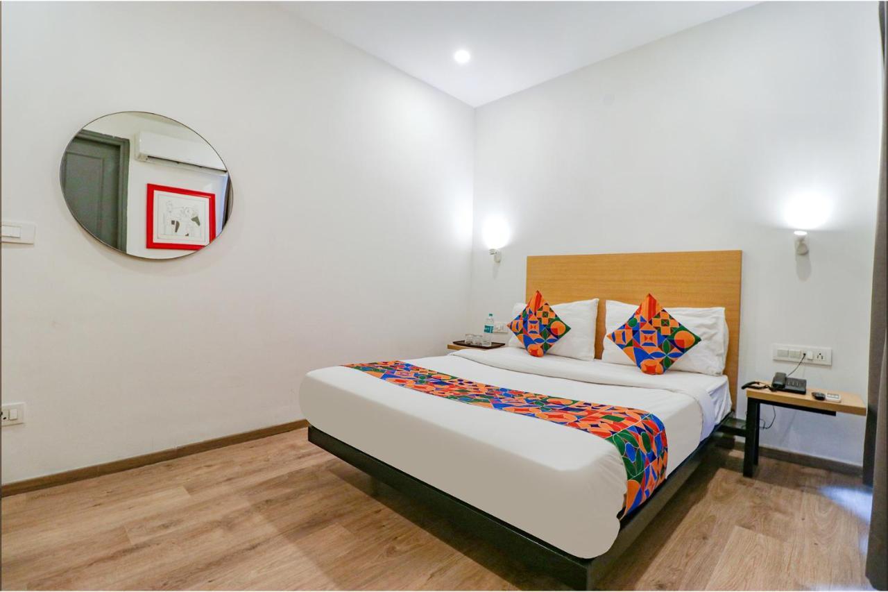 होटल Fabhotel Destiny Gurgaon