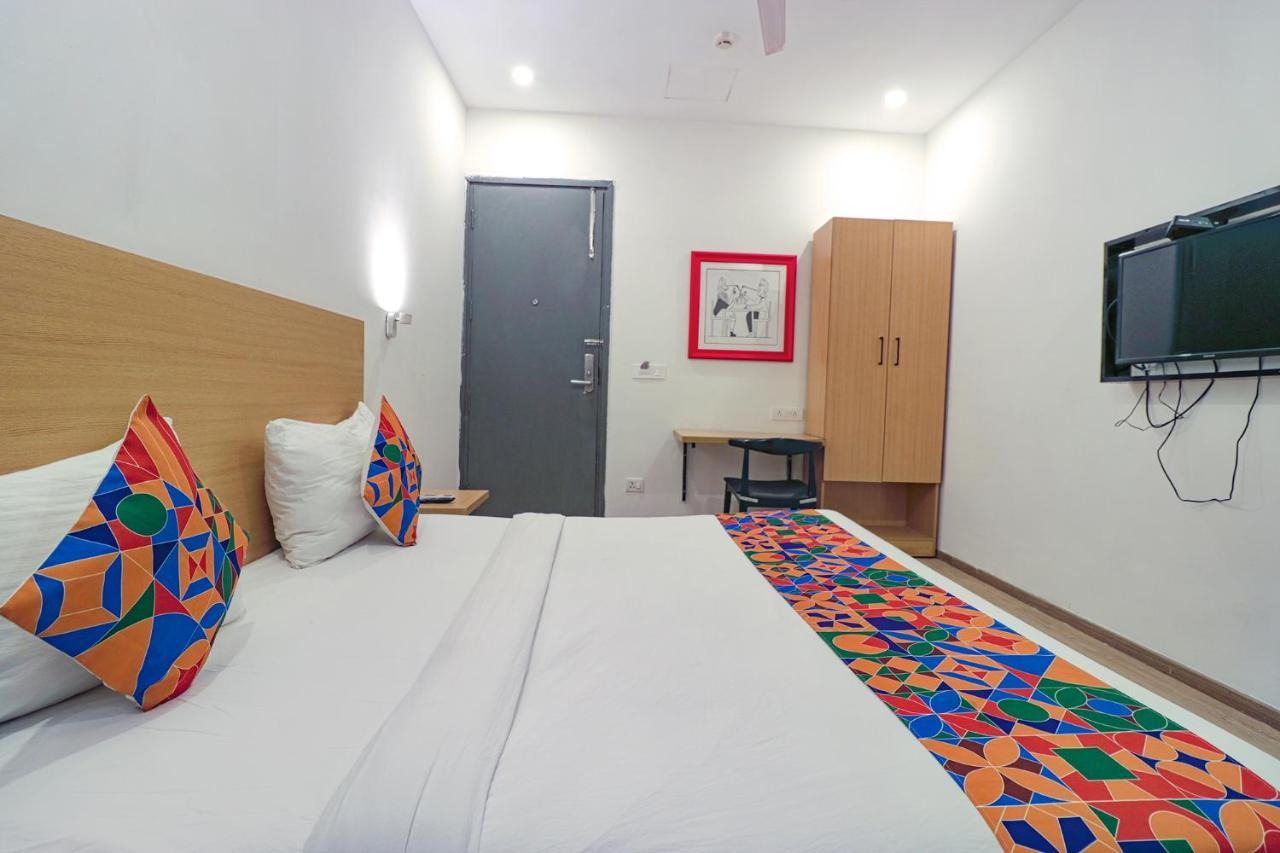 होटल Fabhotel Destiny